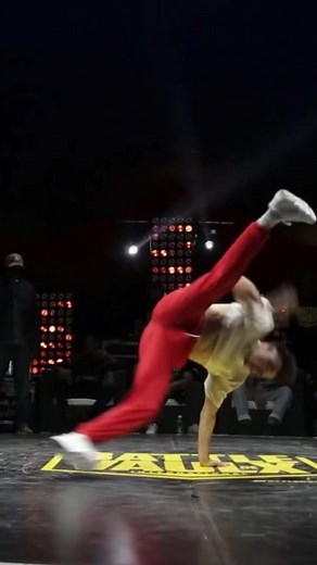 Master the Legendary PowerMove Combo in Breakdance