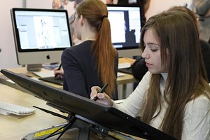 Women Gain in Video Game Jobs, Just Not Tech Roles