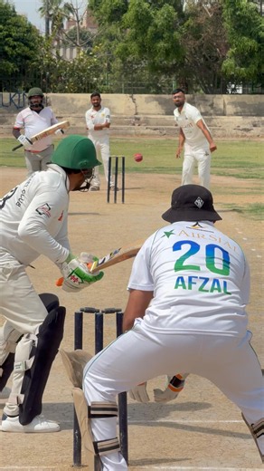 Gentle Arm Ball #cricket #hardballmatch #spinbowling