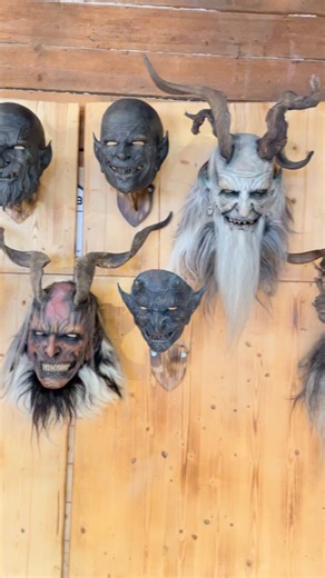 Bereit für die Maskenausstellung in Hallein 🔥👹 #bildhauerei #krampus #hallein #igontapass #allejahrewieder | Josef Schiffmann - Bildhauer
