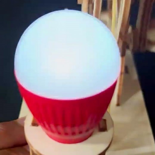 Hand Crank Dynamo Kit Science