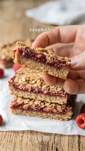 No-Bake Raspberry Oat Bars Recipe 🍓🌾