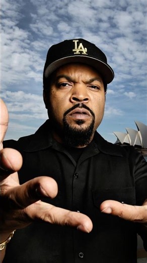 Ice Cube Gets Roasted 🤣