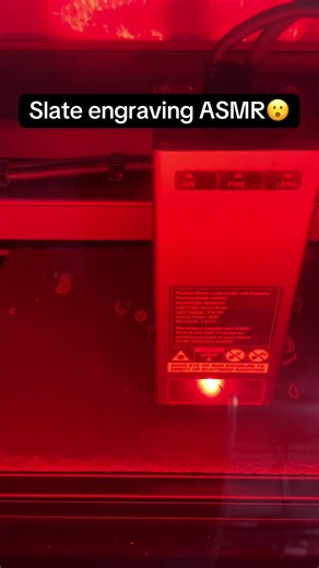 Turn the sound on 🔥 Follow for more slate work #asmr #laserasmr #oddlysatisfying #slateengraving #relaxingvideos