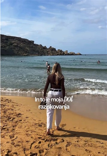 Delim, ker verjamem, da nas ranljivost naredi še bolj močne in nas pelje korak naprej. ❤️ #realitycheck #emotional #businessowner #tiktokslovenia