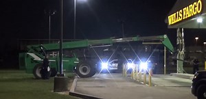 Thieves use forklift in Wells Fargo ATM smash-and-grab by Near Northside