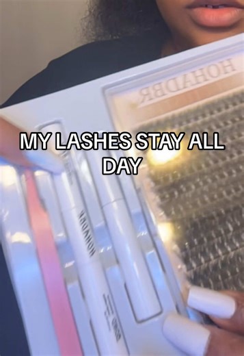 Lightweight, fluffy, and beginner-friendly 💕 Perfect for everyday glam or full beat days. Free sample | real application shown #lashes #lashtutorial #lashclusters #lashgirl #tiktokshop