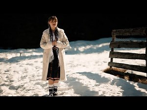 Ingerii canta cu faclii in mana - Colinde Traditionale Romanesti de sarbatori