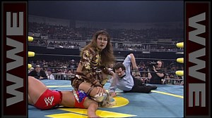 Madusa vs. Akira Hokuto - WCW Women's Championship Tournament Finals: Starrcade 1996