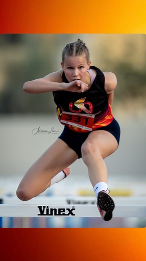 Annika in beast mode 🧨 Ultimate Racenight Seniors – 7 Nov 2025 Club record smashed: U18 80mH – 12.65s 🔥 #UltimateRacenight #UltimateAthleticsUAE #80mHurdles #ClubRecord #TrackAndField #Hurdles #DubaiAthletics | Ultimate Athletics