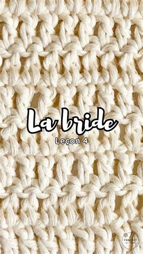 Learn how to crochet a double crochet stitch in 1 minute (beginner-friendly) #crochet #knittig #t...