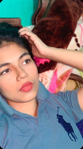 Amrita Mandal on Instagram: "Sare gareeb h😭😬 @miss_mndl #explore #reels #explorepage #trendingreels"