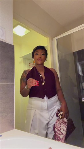 Christelle Lomboto style Mango : tenue classe et conseils de look