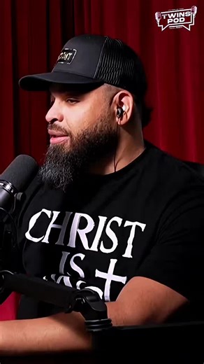 hotgetwins Podcast Clip #hotgetwinstv #hotgetwinsclips #podcast #podcaster