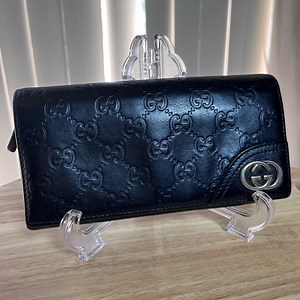 Gucci Black Embossed Leather Wallet No Purse Chain
