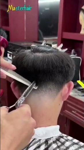 Why the Low Taper Fade is Still the King of Haircuts 👑 #barbershop #howtocutcurlyhair #haircut