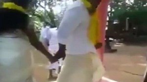 Gafa la nunta unor indieni. Momentul in care un mire ramane gol in fata invitatilor, din cauza sotiei sale. VIDEO