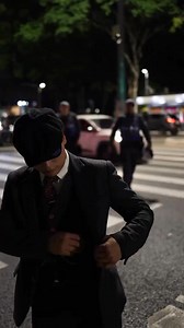 1.4M views · 90K reactions | Tous nos costumes à -50% jusqu’à épuisement des stocks chez www.retro-alpha.com . PS: nous récoltons les mesures après l’achat via le mail de commande pour s’adapter à tout type de morphologie… www.retro-alpha.com | Retro-Alpha | Facebook