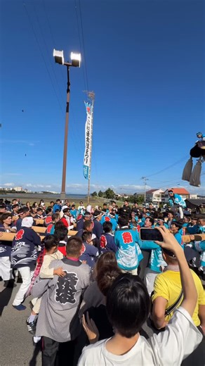 礼讚-Raisan / 🎌Japanese Festival on Instagram: "新居浜太鼓祭り/山端・町太鼓台｜Niihama Taiko Festival/Yamahana・Machi Taikodai 2025/10/17 🇯🇵愛媛県/新居浜市 ⁡ ⁡｜YouTubeでは他にも多数映像を公開していますのでそちらも是非ご覧下さい。YouTubeチャンネルのリンクはプロフィールよりご確認下さい。｜⁡ ⁡ ⁡⁡#日本の風景 #日本の祭り #礼讚 #新居浜太鼓祭り #端缶合わせ"