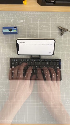 Can the keyboard be folded up now?#Keyboard#Mini keyboard#Good things to share#