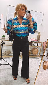 31K views · 615 reactions | A little behind the scenes.  Join me live tonight on the Willow Tree app for night 2 of Fall Preview. There will also be a ⬆️0️⃣0️⃣0️⃣ giveaway each night & the fun starts at 8pm cst. Download the app here>> https://apps.apple.com/us/app/the-willow-tree-boutique/id1515443833 | Fashion Knows No Age | Facebook