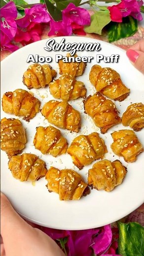 Schezwan Aloo Paneer Croissants | 15 Minute Party Snacks | Puff Pastry Recipe