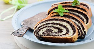 Recept za štrudlu sa makom koji vraća u detinjstvo: Miris domaće tradicionalne poslastice omamiće sve