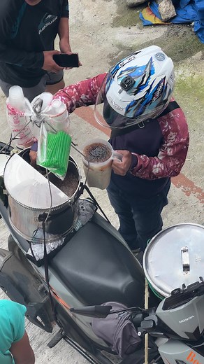 Taho Mukbang: Ang Labanan ng Taho sa Pitsel