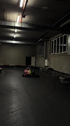 La pasión por las motos: Kneedown en acción