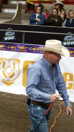 Downunder Horsemanship on Instagram: "After attending his first horsemanship clinic with Gordon McKinlay, Clinton learned the importance of balancing sensitizing and desensitizing exercises when training a horse. #applythemethod #downunderhorsemanship #clintonanderson #horse #balance"