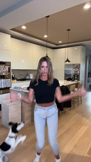 Lottie's Adorable Theme Song Parody