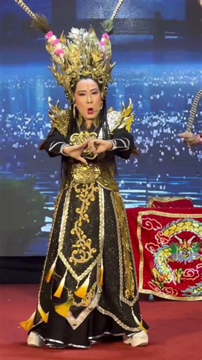 Nghệ sĩ Hoài Nhung đoàn Huỳnh Long hát rất hay tại chùa Ông 2026