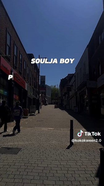 Who is the original singer of Christian song, Way Maker? #waymaker #sinach #calledoutmusic #christianmusic #janeaustentiktok #hampshireuk #souljaboydiditfirst #countryside #thingstodoinhampshire