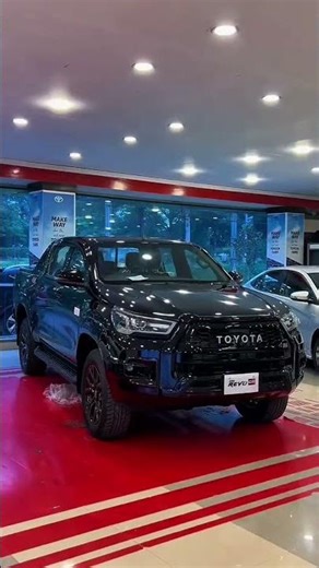 Toyota 2025 – From City Drives to Off-Road Kings: Grande, Fortuner, Hilux & Yaris! #toyotacars