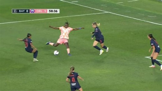 Barbra Banda scores in the 58'