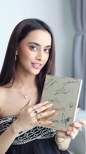 SUGAR on Instagram: "K-POP Group @ateez_official_ sent me their signed album ❤️😍 OMG thank you! Loads of love to @sonymusicindia @kqent for this collaboration! Go watch the full interview on the ZoomTV YouTube channel NOW! D.O.P.: @raviives . . . #ateez #ateezedit #kpop #atiny #iceonmyteeth #kpopalbum #unboxing #sakshma #sakshmasrivastav #sugarcubies #musician #viralvideos"