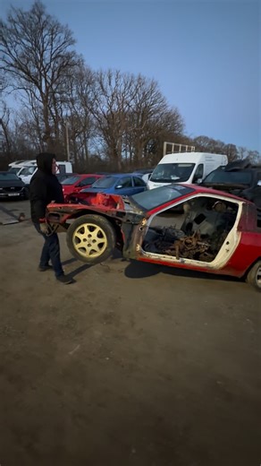 Dom on Instagram: "NO STEERING NO PROBLEM! @mountain_made_28 IS A MACHINE! Needed a hand moving some bits around the yard and the boy said don’t worry about the forklift. I AM A FORKLIFT! He drove all the way from Devon to do this. What a show of 😂"