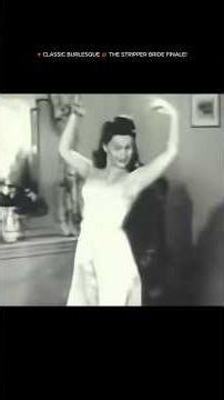 ❤️The veil drops, the rhythm grows, and laughter fills the room! ✨💃