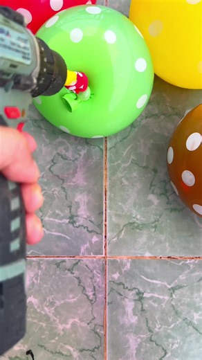 Balloon Pinwheel Trick — Satisfying Spinning ASMR