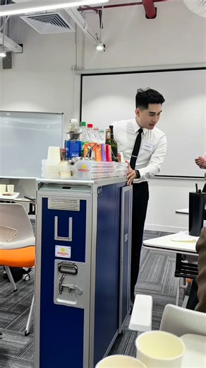 994 reactions · 20 shares | Service class  #pucotran #thịnh1 #SunPhuQuocAirways | Trần Hoàng Đức Thịnh | Facebook