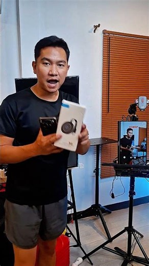 Connect your mobile device wirelessly to your TV in crisp 4K resolution with MiraScreen G10. #Mir...