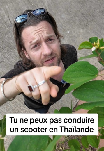 Tu n’as pas le droit de conduire un scooter en Thaïlande ##thailande##voyage##sécurité##backpacking