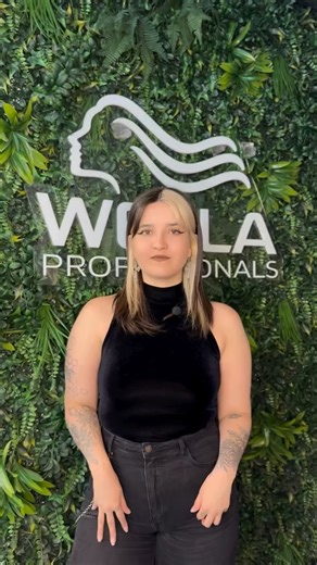Kary Donoso on Instagram: "SUMMER TRENDS CUT 1Y2 Domina la técnica de corte Wolfcut para crear texturas con movimiento y el estilo Korean Inspire para acabados pulidos transformando las tendencias globales. LUNES 12 DE ENERO Y 2 DE MARZO con: ROMINA TILLERIA @ro.tilleria Artista GA.MA Chile @wellaeducation.cl @wellaprochile @edacademylatam @wellahair #wella #wellafamily #wellacut #wellaeducationcl #wellaprochile"