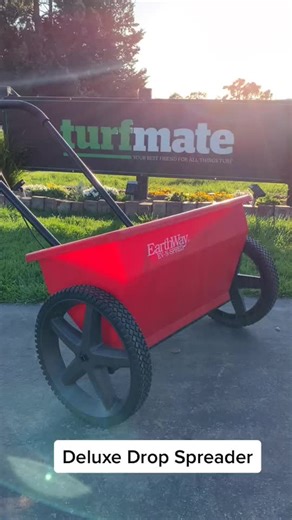 Enhance Your Lawn with the Deluxe Drop Spreader from Turfmate