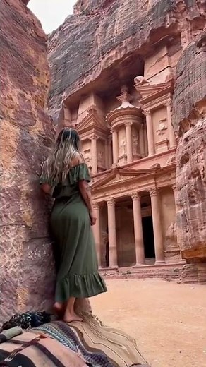 Entering Ancient Petra