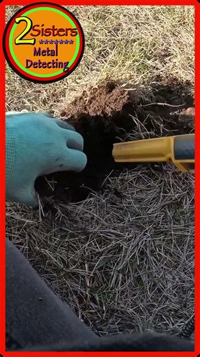 Mystery Clod 6 -What is it??? #metaldetecting #relic