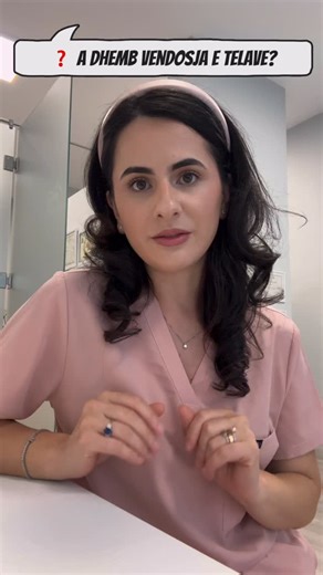 Dentist & Dental office on Instagram: "A dhemb vendosja e telave? ❌ Jo, vendosja nuk dhemb. ⏳ Vetëm disa ditë adaptimi… dhe pastaj buzëqeshja nis ndryshimin ✨  Klinika Elezi  0692322050 #fypシ #foryou #viralvideo #tiktokdentist #learnontiktok #ortodonci #aparatedentare #dentistry #buzëqeshje #smilejourney #healthyteeth #smiletransformation #klinikaelezi #confidenceboost"