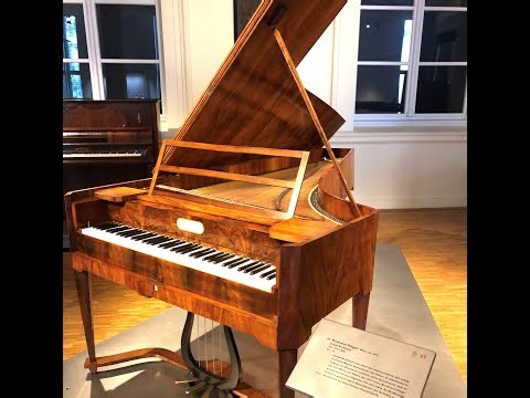 The sound of a historical keyboard : Fortepiano (1812) , from the era of Beethoven