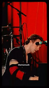 Coldplay - Trouble (live) Londres ,2019. #BBC #coldplay #londres #livemusic #musicalternative #90smusic #00smusic #reelsfbシ #trouble #chrismartin #britpopmusic #jonnybuckland #guyberryman #willchampion . . . #marinamusik | 𝐌𝐚𝐫𝐢𝐧𝐚 𝐌𝐮𝐬𝐢𝐤