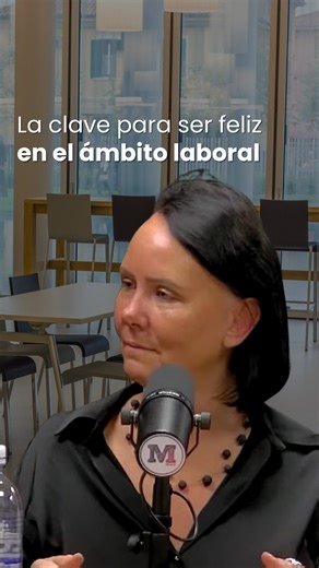 Patricia Jebsen on Instagram: "Sentimos una presión enorme por elegir la carrera “correcta” para toda la vida. Pero la realidad es que a veces te recibís y te das cuenta de que eso no es lo que querías. Y es normal y está bien! Lo único que realmente importa es cumplir con dos condiciones simples y enfocarte en darle valor a alguien más. Encontra la entrevista completa en el canal de @ortmedios"